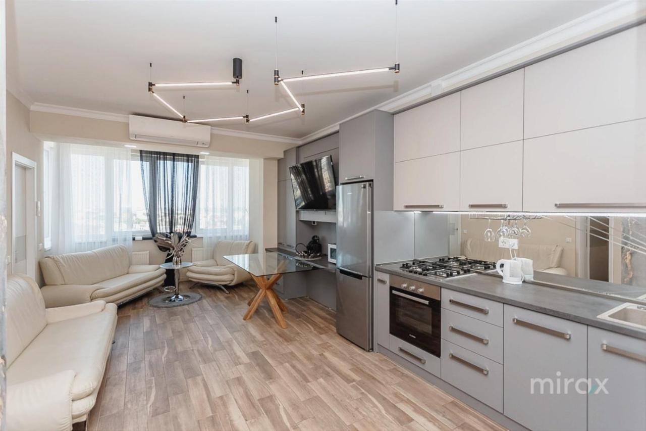 Utra Center Beste Apartment City View Kisinyov Kültér fotó