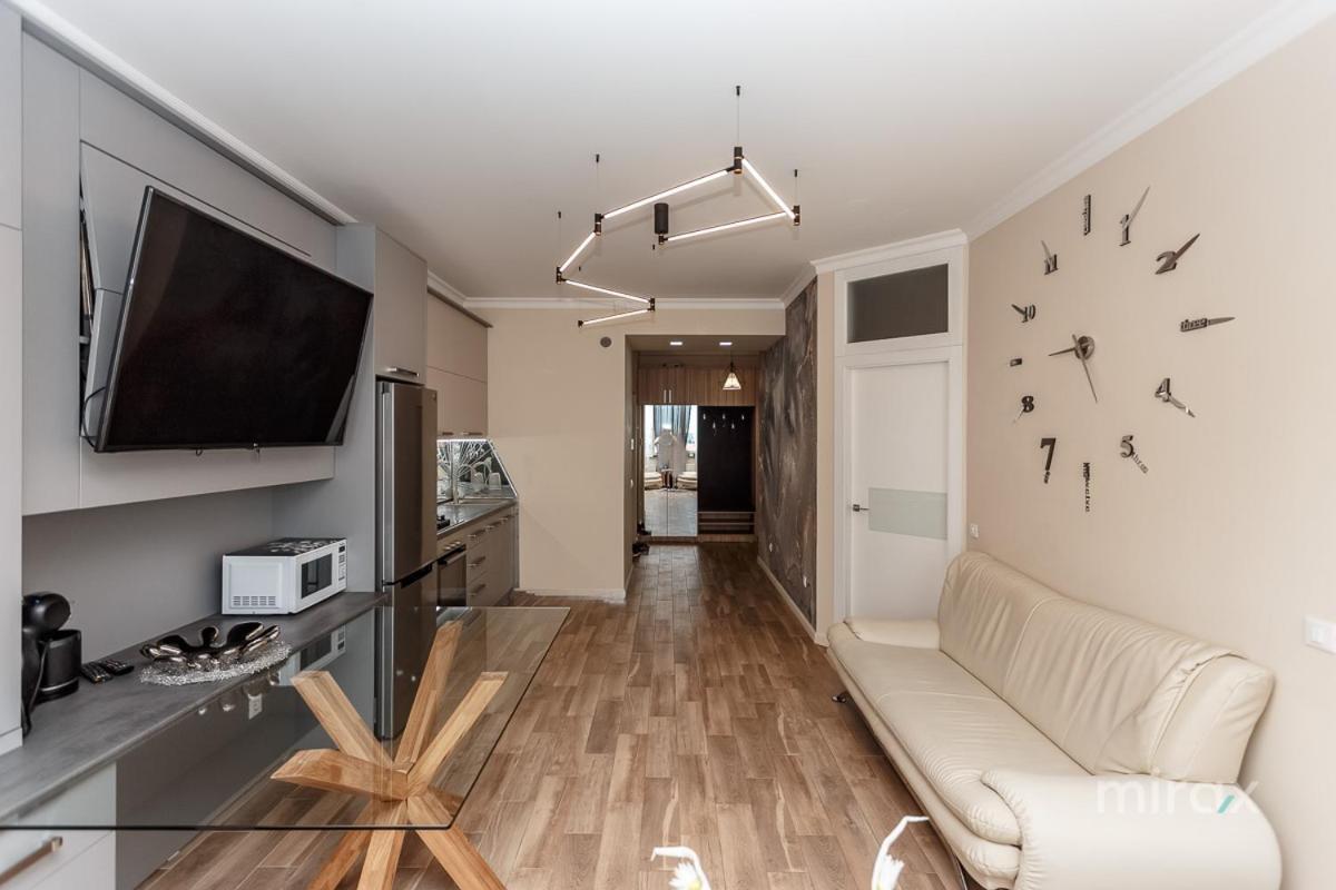 Utra Center Beste Apartment City View Kisinyov Kültér fotó